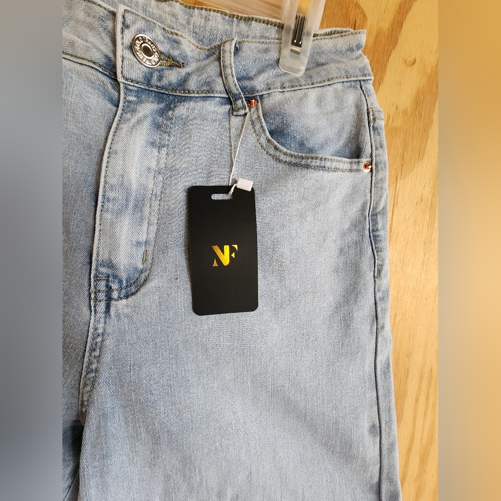 Brand New NVFelix Jeans lightwash wide leg size Medium